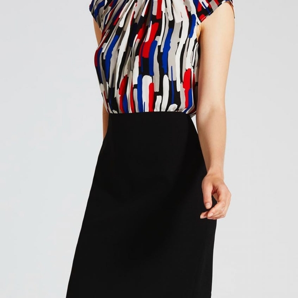 Designed dress - Picture 2 of 4